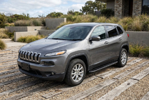 Jeep Cherokee KL 2013- гг. Боковые Подножки Bosphore Black (2 шт., Алюминий) фото 1