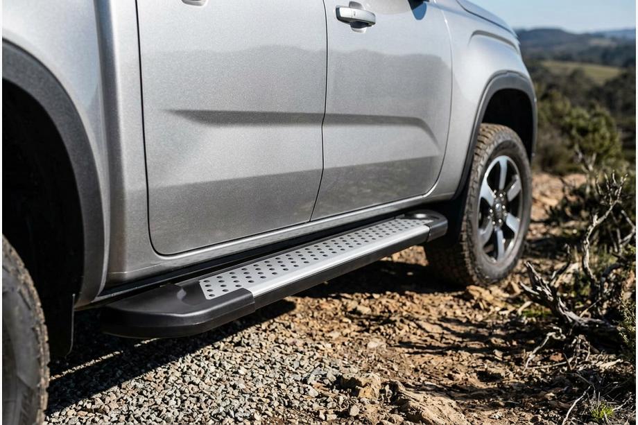Ford Ranger 2022- гг. Боковые пороги Allmond Grey (2 шт., алюминий) Image