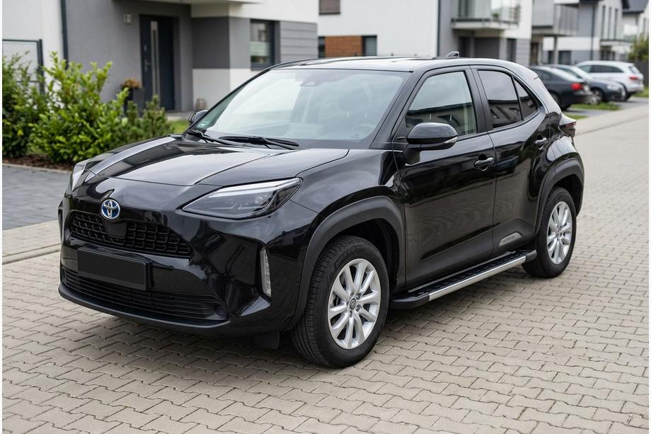Toyota Yaris/Yaris Cross (XP210) 2020- гг. Боковые пороги RedLine V1 (2 шт., алюминий) Image