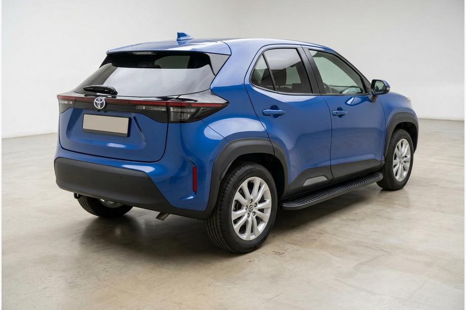 Toyota Yaris/Yaris Cross (XP210) 2020- гг. Боковые Подножки Tayga Black (2 шт., Алюминий) Image