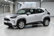 Toyota Yaris/Yaris Cross (XP210) 2020- гг. Боковые Подножки Tayga V2 (2 шт., Алюминий) фото 1