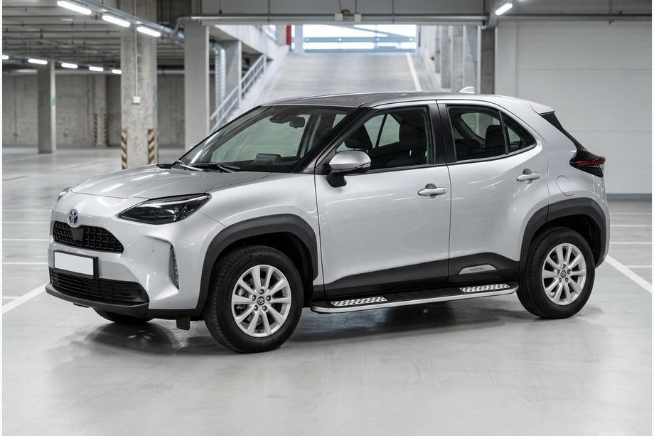Toyota Yaris/Yaris Cross (XP210) 2020- гг. Боковые Подножки Tayga V2 (2 шт., Алюминий) Image