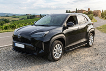 Toyota Yaris/Yaris Cross (XP210) 2020- гг. Боковые Подножки Bosphore Black (2 шт., Алюминий) фото 1