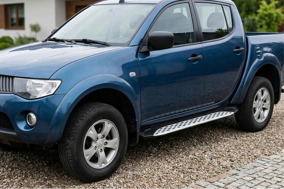 Fiat Fullback 2016- гг. Боковые Подножки Shining V1 (2 шт., Алюминий) Фото 1