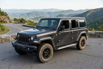 Jeep Wrangler 2018- гг. Боковые Подножки Shining V1 (2 шт., Алюминий) фото 1
