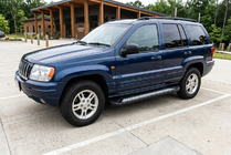 Jeep Grand Cherokee WJ 1999-2004 гг. Боковые Подножки Vision New Black (2 шт., Алюминий) фото 1