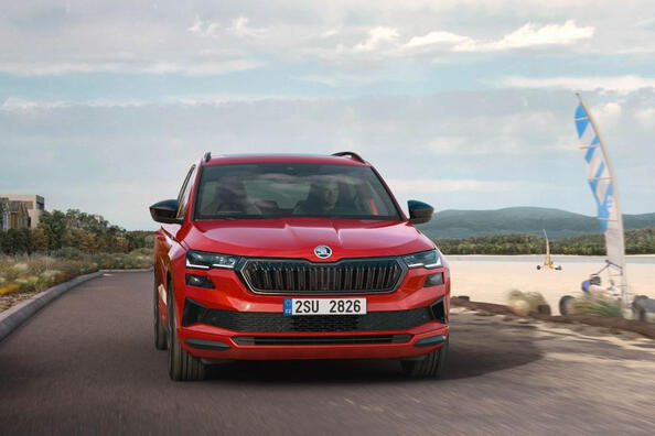 Skoda Karoq: обновленный кроссовер для города и семьи