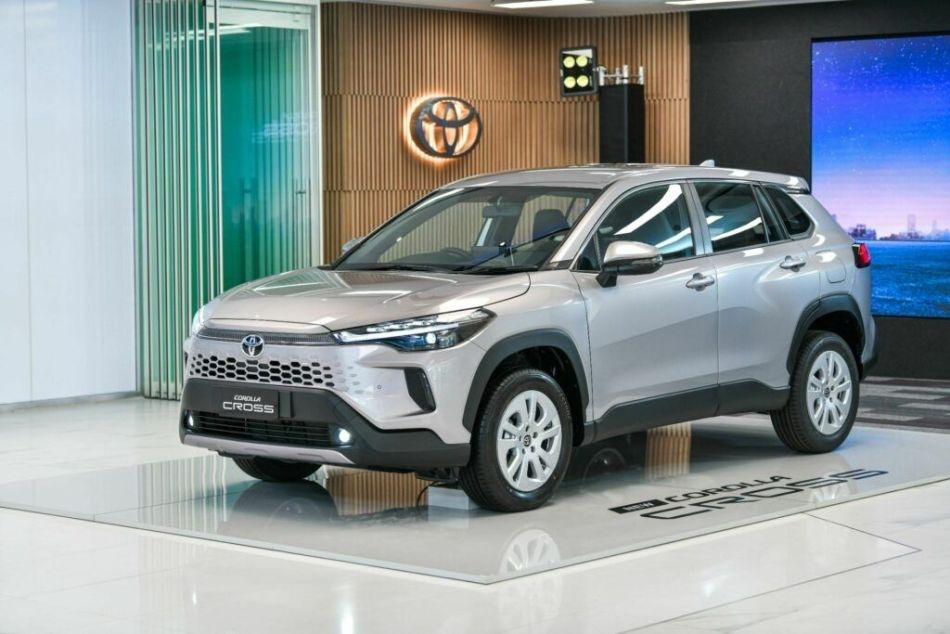 Toyota Corolla Cross: обновленный кроссовер 2024 года
