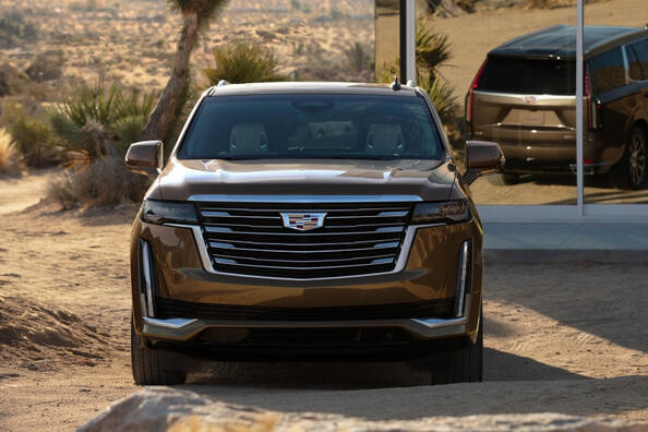 Cadillac Escalade пятого поколения: обзор роскошного внедорожника фото 2