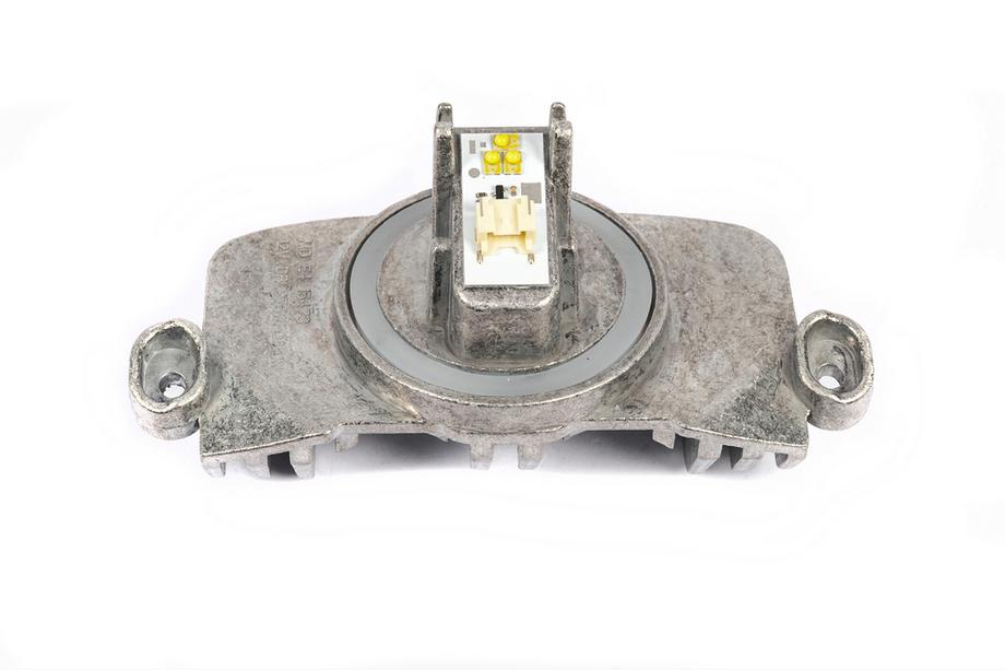 BMW 3 серия F30/F31 2012-2019 гг. LED модуль фары 63117311243 (1 шт) Фото 1