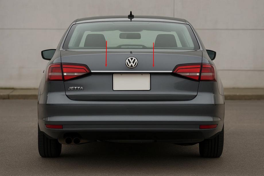 Volkswagen Jetta 2011-2018 гг. Накладка над номерным знаком (Carmos нержавейка) Image