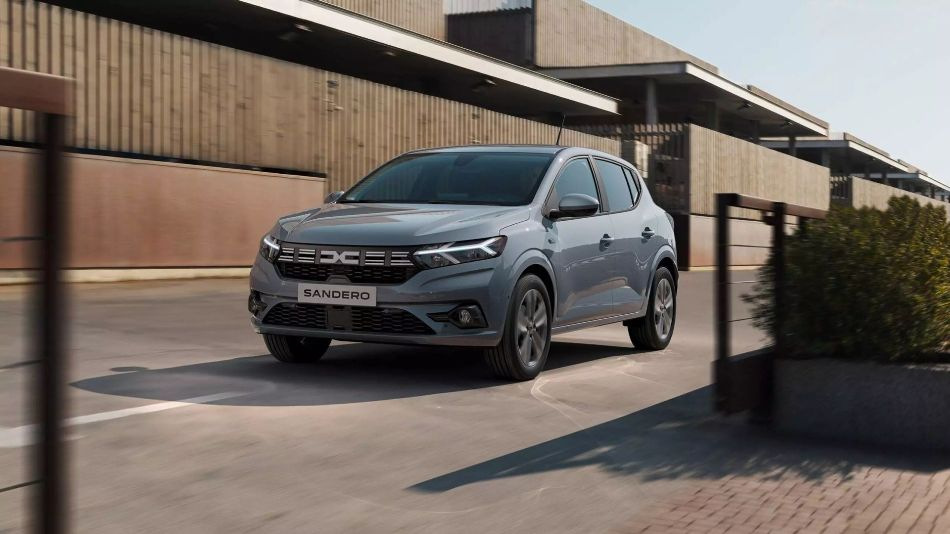 Dacia Sandero III поколение: обзор обновленного хэтчбека