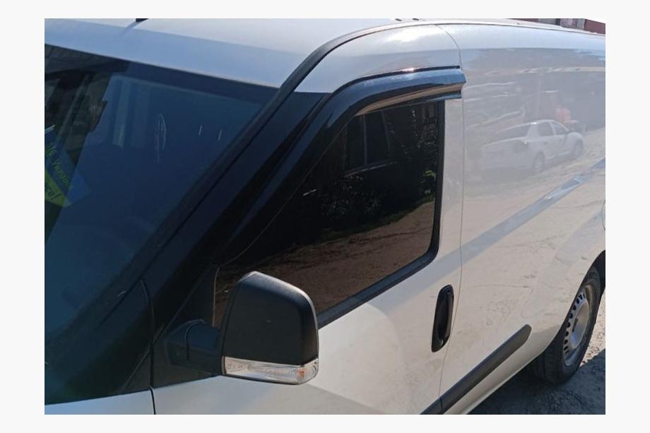 Opel Combo 2012-2018 гг. Ветровики на окна (2 шт., Sunplex Sport) Image