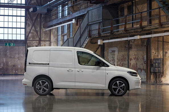 Volkswagen Caddy Cargo пятого поколения: надежный помощник для бизнеса фото 4