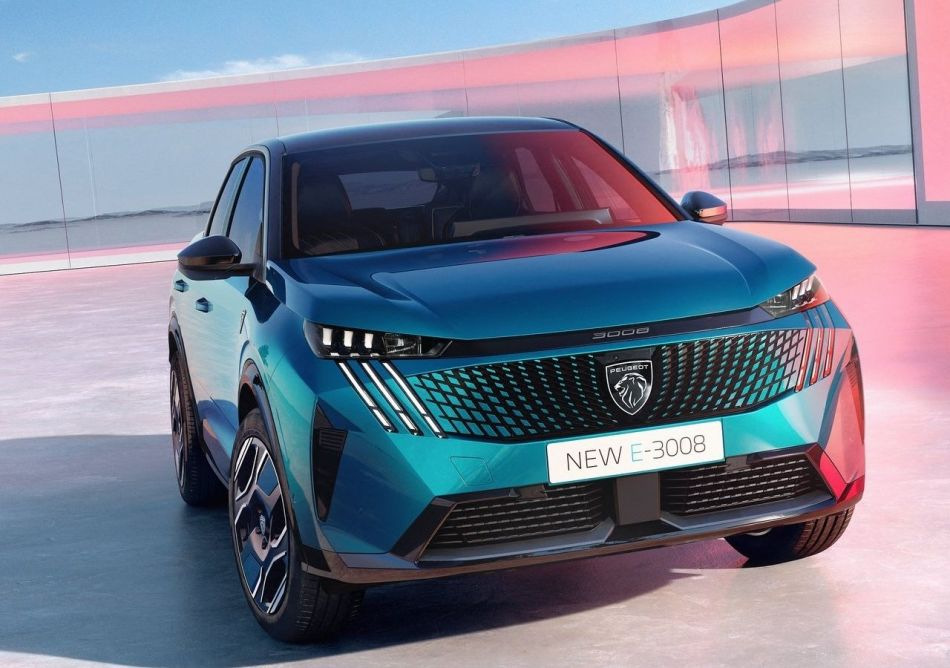Обзор Peugeot e-308: электромобиль с запасом хода до 700 км.