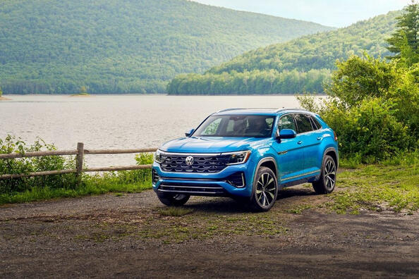 Volkswagen Atlas Cross Sport: обновленный дизайн, новый двигатель и акцент на технологиях фото 1