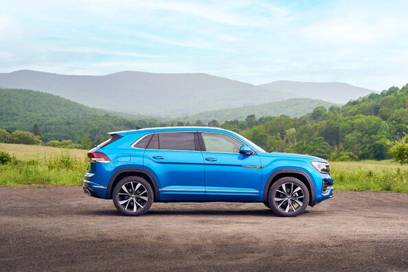 Volkswagen Atlas Cross Sport: обновленный дизайн, новый двигатель и акцент на технологиях фото 3