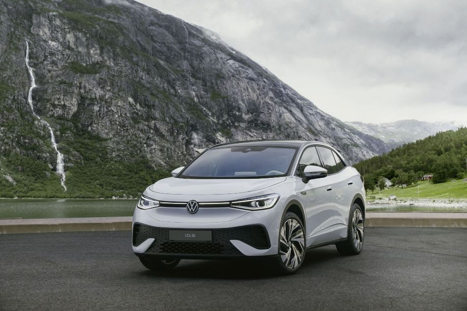 Volkswagen ID.5: обзор электрического кросс-купе