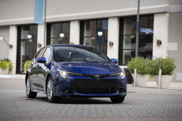 Toyota Corolla Hatchback: обновление популярного хэтчбека