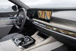 BMW i7: роскошный электромобиль для поклонников технологий фото 6