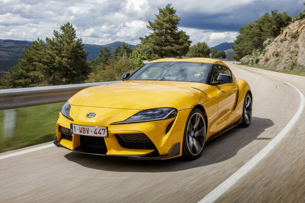 Обзор спорт-купе Toyota Supra V поколение