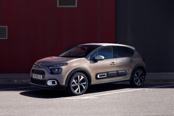 Обзор обновленного городского хэтчбека Citroen C3
