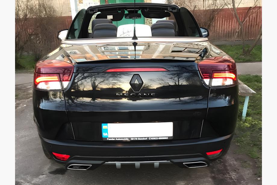 Универсальный задний диффузор DPT Sport V-1 (серый + чёрный матовый) Фото 3