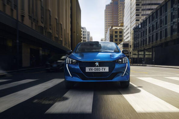 Обзор электрической модификации хэтчбека Peugeot e-208