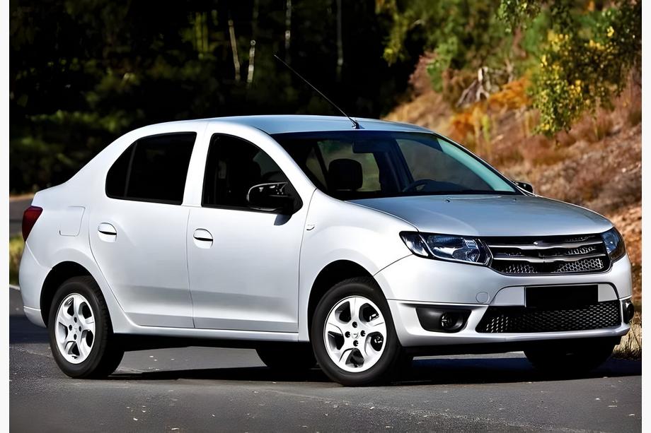 Dacia Logan II 2013-2022 гг. Накладки на Зеркала BMW-Style (2 шт) Image