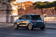 Обзор Fiat 500e: стильный электрический хэтчбек фото 3