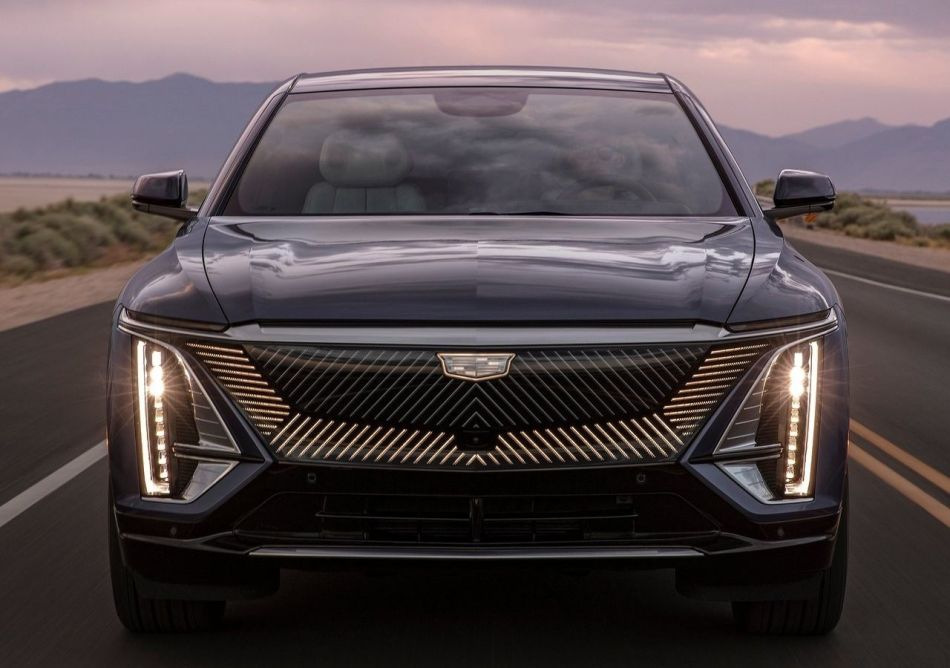 Обзор электрического люксового кроссовера Cadillac Lyriq