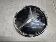 Mercedes C-class W205 2014-2021 гг. Распродажа Передний эмблема под стеклом с хромированной окантовкой a2058806406 (витрина) фото 2