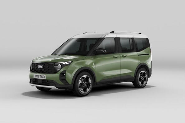 Обзор Ford Tourneo Courier второго поколения 2023 года фото 1