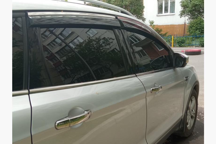 Ford Kuga/Escape 2013-2019 гг. Ветровики с хромированным молдингом Niken Luxury (4 шт) Фото 4