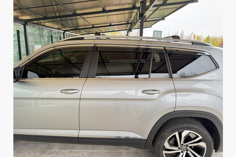 Volkswagen Atlas (Terramont) 2016- гг. Ветровики с хромированным молдингом Niken Luxury (6 шт) Фото 4