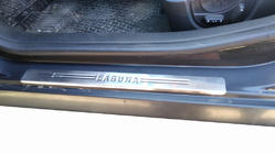 Renault Laguna 2001-2007 гг. Накладки на пороги OmsaLine (4 шт., нержавейка) фото 1