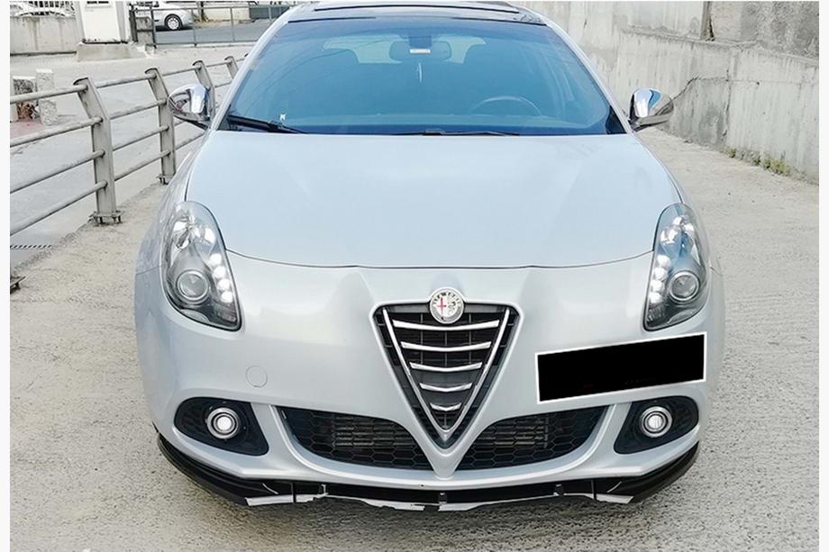 Alfa Romeo Giulietta 2010-2020 гг. Передний сплиттер DPT (ABS, черный глянец, 3 шт.) Фото 1