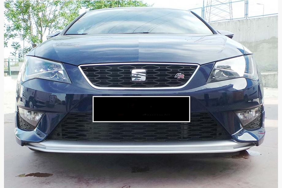 Seat Leon 2013-2020 гг. Передний лип-спойлер DPT V-2 (2013-2016, Черный Глянец) Фото 2