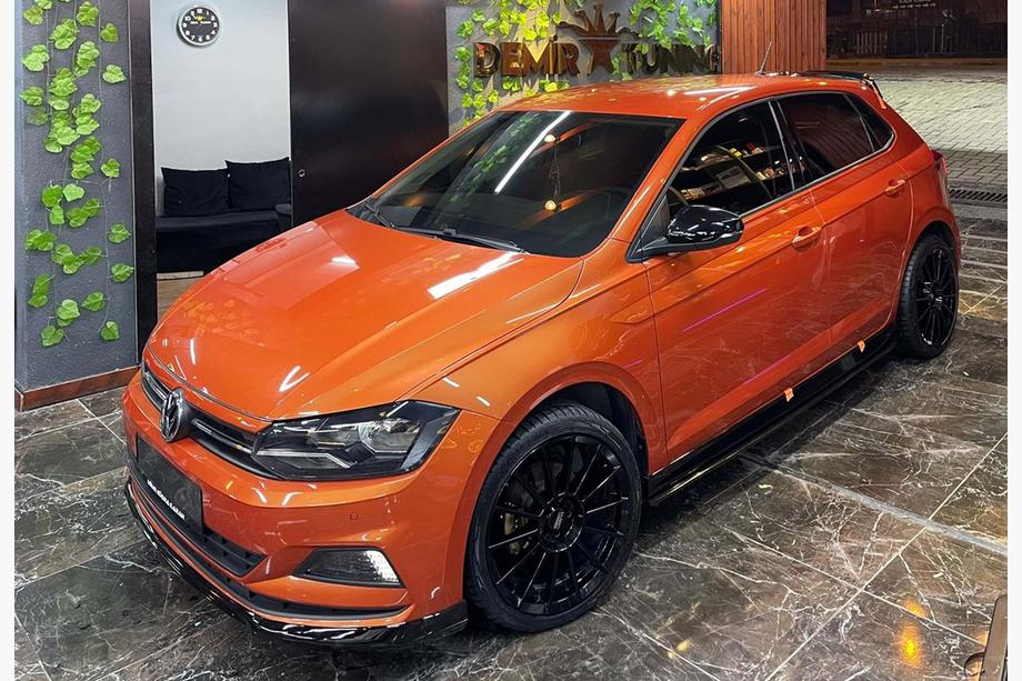 Volkswagen Polo 2017- гг. Передний лип DPT V-1 (Черный Глянец) Фото 1
