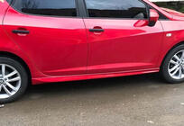 Seat Ibiza 2010-2017 гг. Боковые Пороги DPT V-3 (Черный Глянец) фото 1