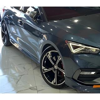 Боковые Пороги DPT (Черный Глянец) Seat Leon 2020- гг.