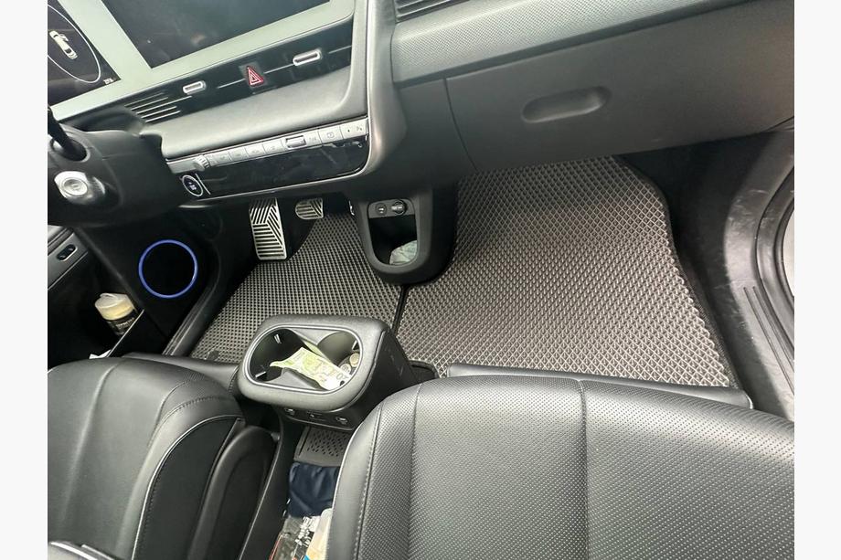 Hyundai Ioniq 5 2021- гг. Коврики EVA (Черный) Image