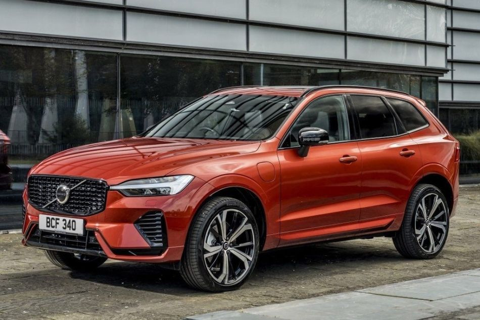 Обзор Volvo XC60 второго поколения