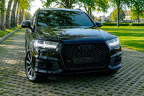 Audi Q7 2015–2026 гг. Передняя решётка радиатора в стиле RSQ7 (2015-2019, чёрная) фото 3