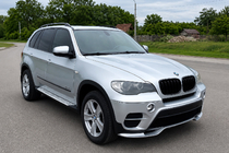 BMW X5 E70 2007-2013 гг. Накладка на передний бампер (2010-2013, грунтованная под покраску) фото 3