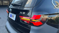 BMW X5 F15 2013-2018 гг. Комплект рестайлинга в X5M F95 2024 (без замены крышки багажника) фото 5