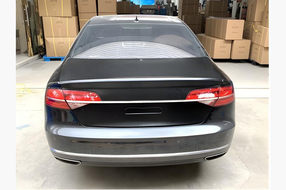 Audi A8 2010-2018 гг. Крышка багажника (2014-2018) Image