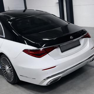 Комплект рестайлинга в W223 Maybach (с дверными ручками и вставками) фото 3