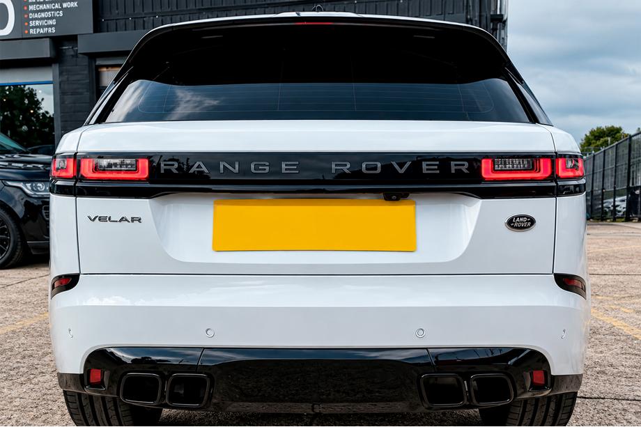 Range Rover Velar 2017- гг. Тюнинг-комплект обвеса SVR Фото 2