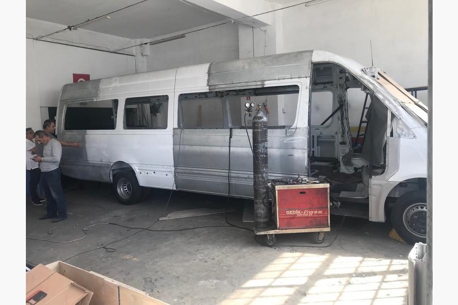 Mercedes Sprinter W907/W910 2018- гг. Кузовной комплект для удлинения автомобиля Фото 5